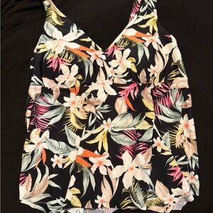 Floral Print Sleeveless Top